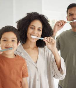 Comment choisir le bon dentifrice pour votre type de dents ?