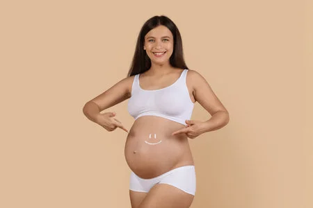 Beauté et bébé à bord : Votre guide pour choisir les produits de beauté les plus sûrs pour femmes enceintes et allaitantes